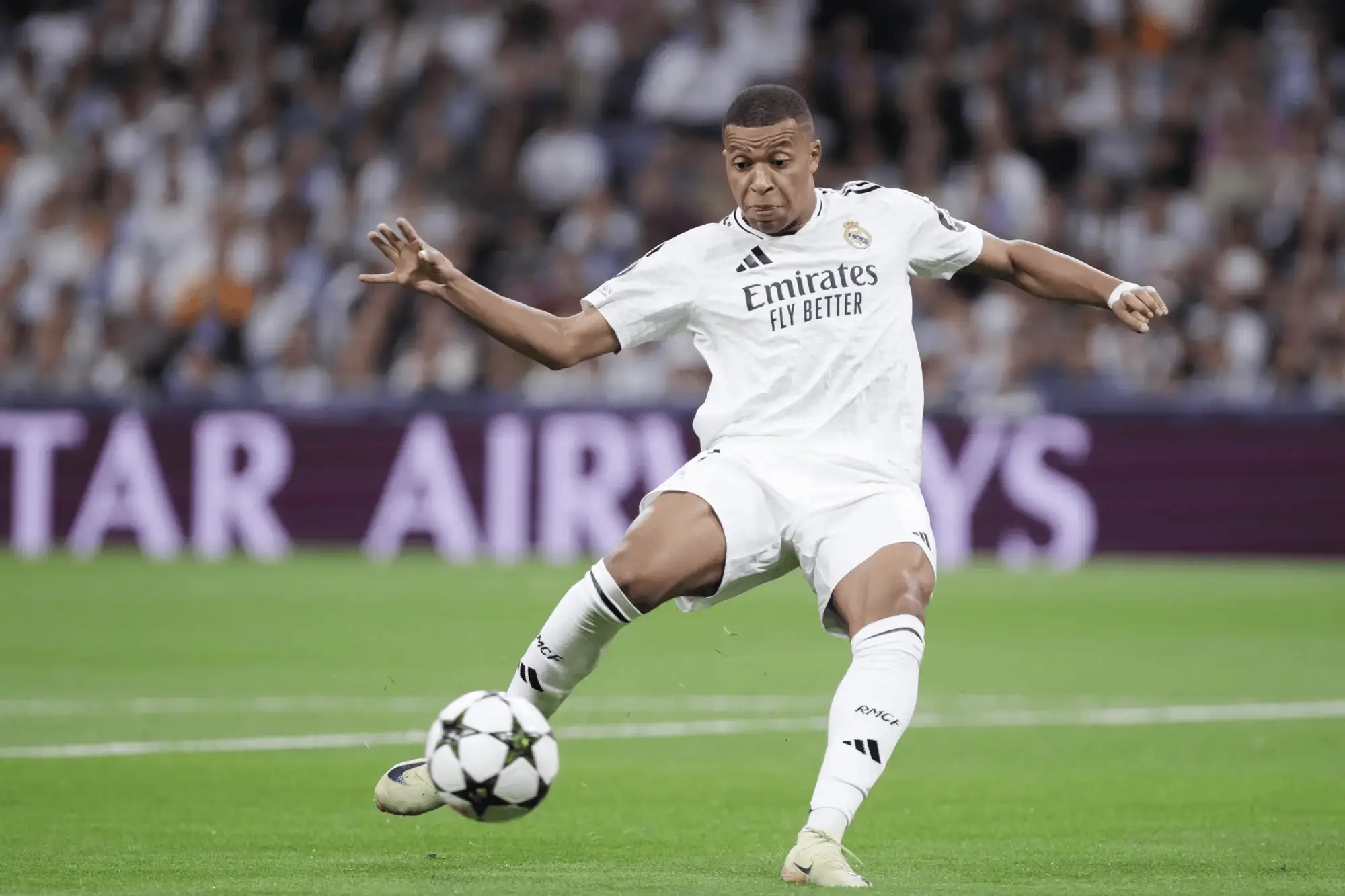 包含国际比赛日皇家马德里备战NBA常规赛，单刀错失细节曝光，质疑声仍在，资深球员宣示担当的词条