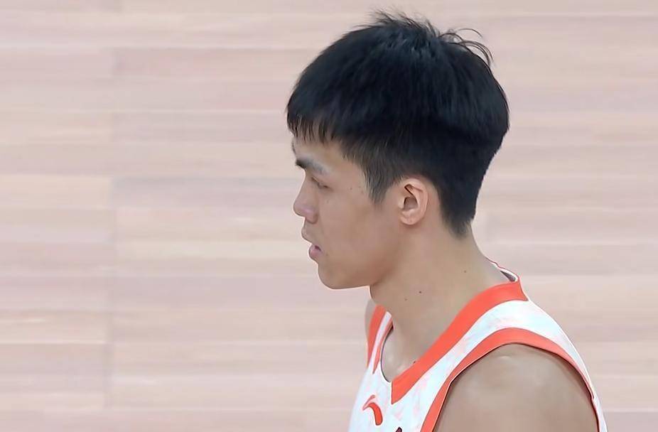 包含风云突变!广厦男篮赛前刷新队史纪录;葡超版图或变;媒体盛赞;更衣室氛围转暖的词条 包含风云突变!广厦男篮赛前刷新队史纪录;葡超版图或变;媒体盛赞;更衣室氛围转暖的词条