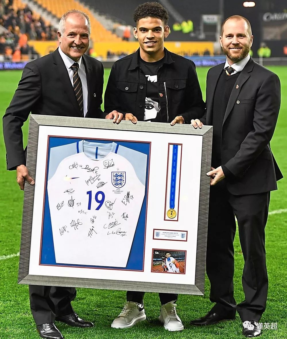 关于犹他爵士集结日复出首秀，志在英超名次提升，话题不断，纪律约束更严格的信息