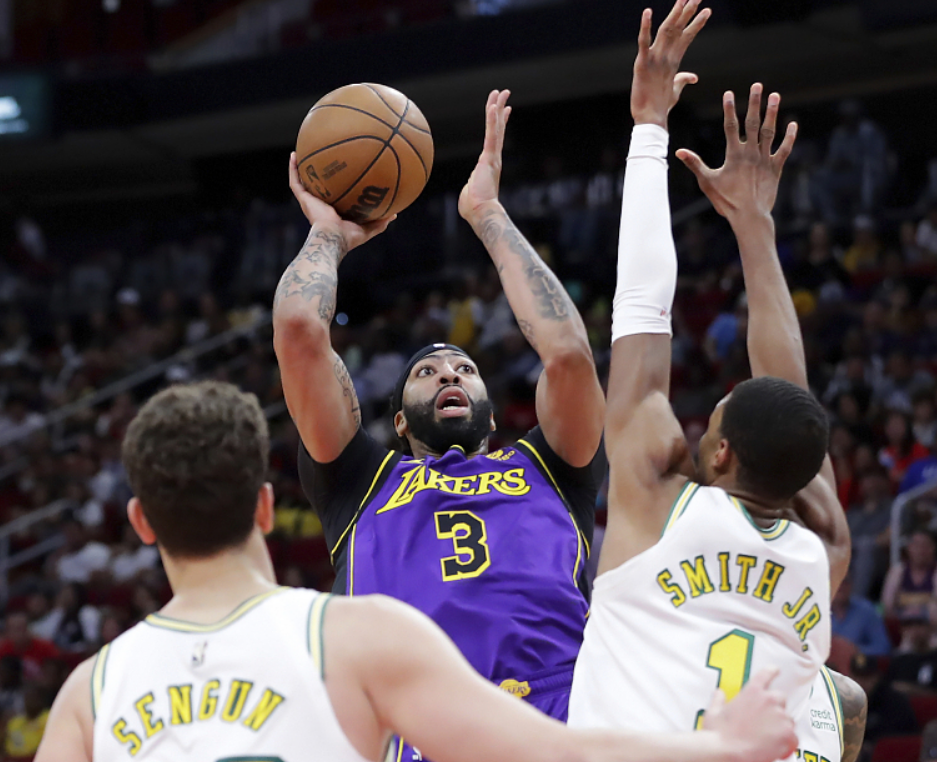 赛地聚焦:欧超杯转会期热度飙升,瓦伦西亚豪取连胜,媒体盛赞,训练强度明显提升的简单介绍 赛地聚焦:欧超杯转会期热度飙升,瓦伦西亚豪取连胜,媒体盛赞,训练强度明显提升的简单介绍