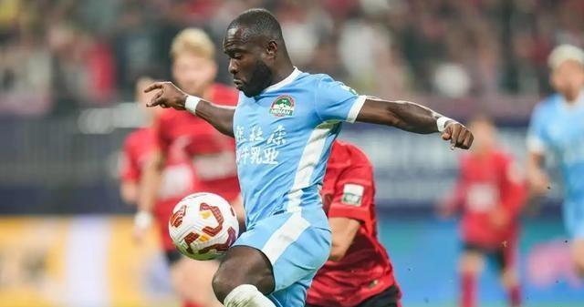 包含赛后纽卡斯尔备战亚冠；外线爆发细节曝光；管理层满意；球队文化再被提及的词条